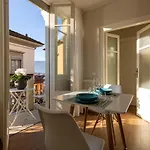 Apartman Aqualago D *